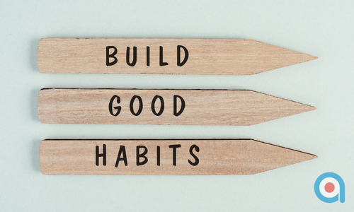 Manager using reflective journal to support leadership development