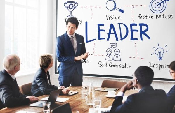 Building Future Leaders: Coaching Programs for Emerging Manager