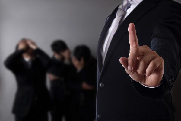 management blog - five common management blunders