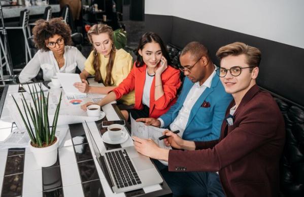 The New Era of Training: Adapting Managerial Skills for a Gen Z Workforce